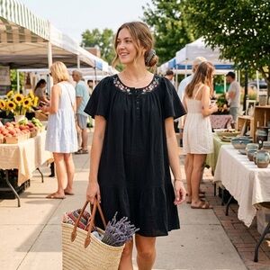 Vintage 90s 100% Cotton Babydoll Cottagecore Floral Embroidered Dress-Black - M